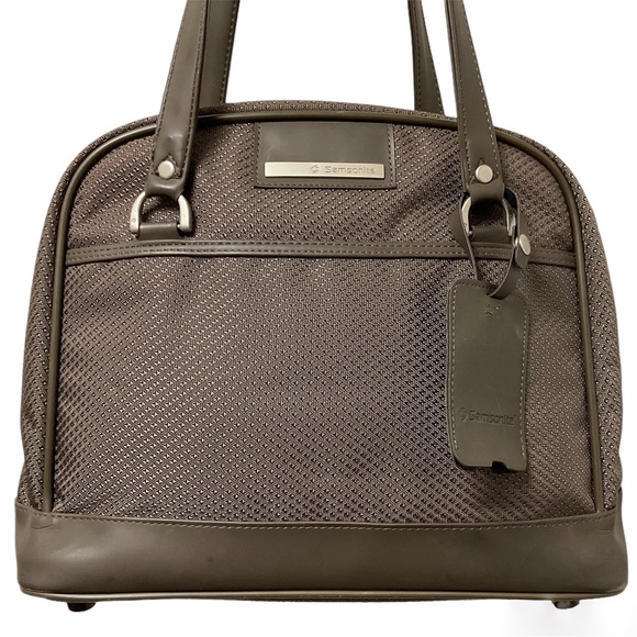 Samsonite Quality Multi Pocket Double Strap Padded Pocket Vintage Travel Bag! - Picture 1 of 9